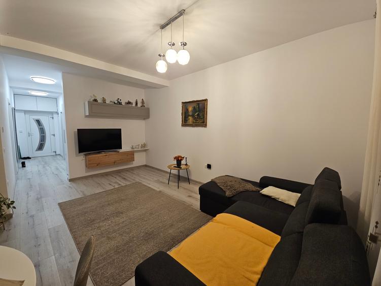 Duplex cu 2 camere cu Canalizare în Moșnița Veche