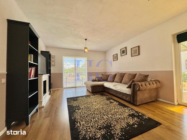 Casă cu 4 camere cu Teren 211 Mp în Roșia
