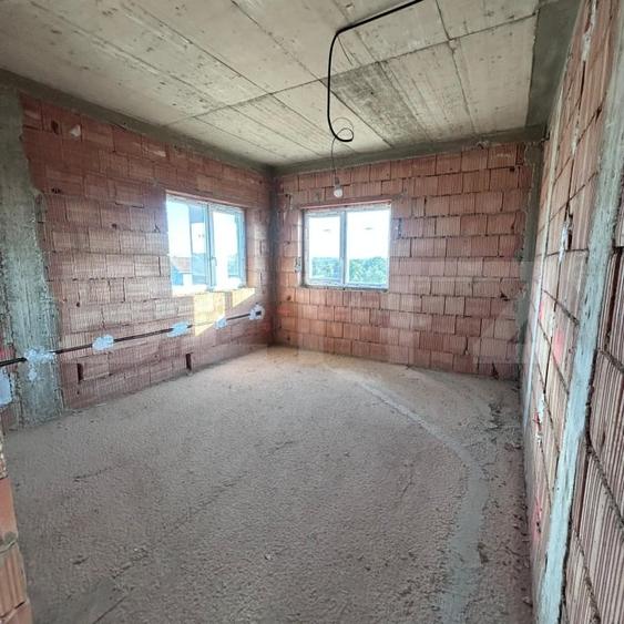 Casă individuală cu 3 camere cu Canalizare în Pișchia