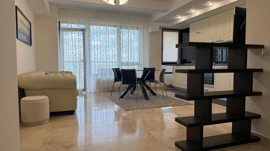 Apartament cu 3 camere decomandat, mobilat în Copou