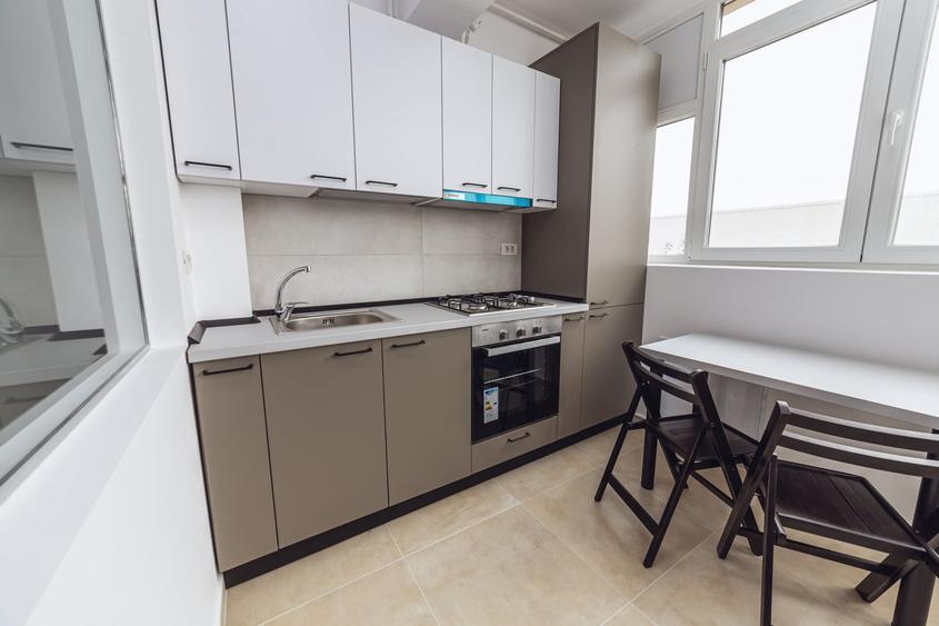Apartament cu 2 camere semidecomandat, mobilat în Sălaj