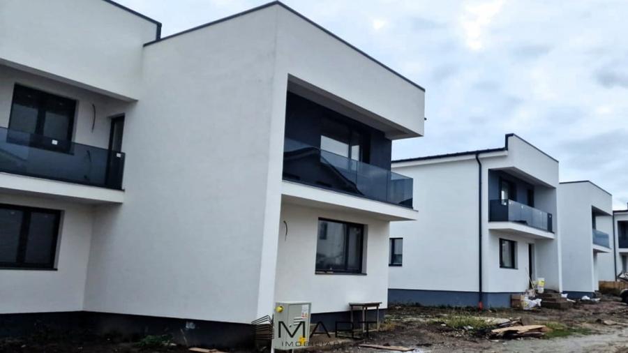 Casă cu 3 camere cu Teren 220 Mp în Central