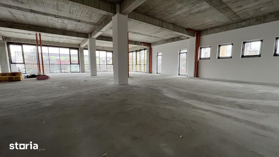 Spațiu comercial, de 300 mp, în Circumvalațiunii