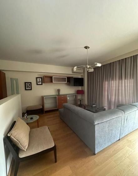 Apartament cu 2 camere semidecomandat, mobilat în Pipera