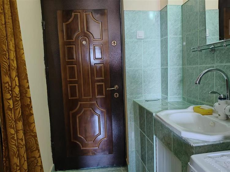 Garsonieră nedecomandată în Viziru 2
