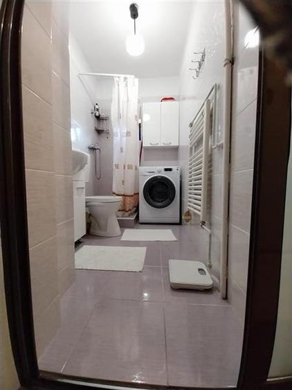 Casă individuală cu 5 camere cu Canalizare în Nerva Traian