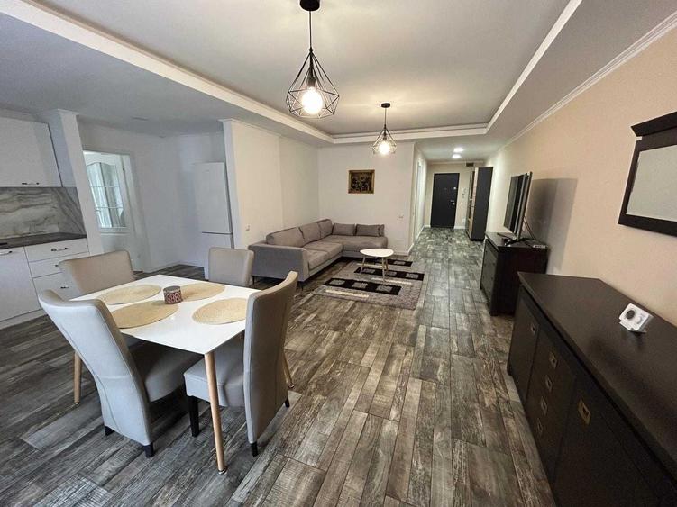 Apartament cu 2 camere decomandat în Florești