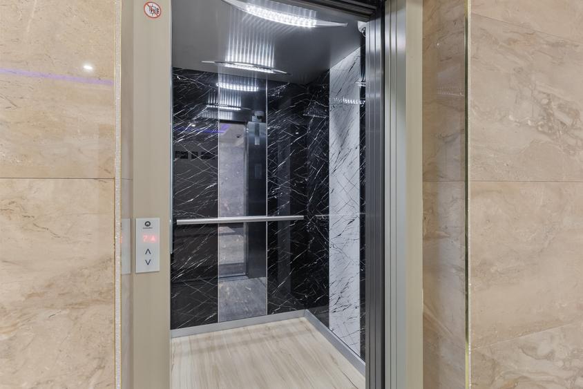 Complex RIF, Apartmente de inchiriat zona Mall Coresi, 2 camere cu 2 bai, 93 mp - 4