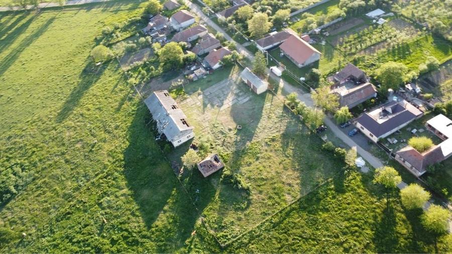 Casă cu 4 camere cu Teren 350 Mp în Mașloc
