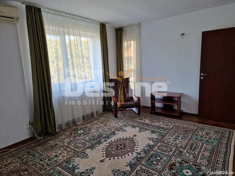 Duplex cu 4 camere cu Canalizare în Giulești