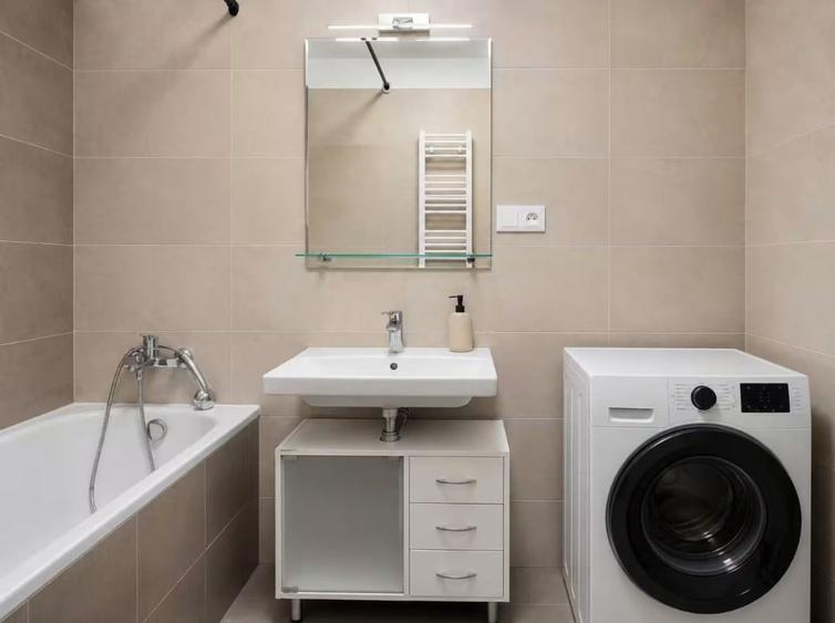 Apartament cu 3 camere decomandat în Dorobanți