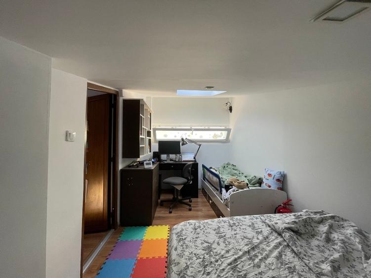 Apartament cu 3 camere semidecomandat în Apărătorii Patriei