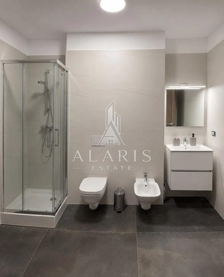 Apartament cu 2 camere semidecomandat în Soarelui