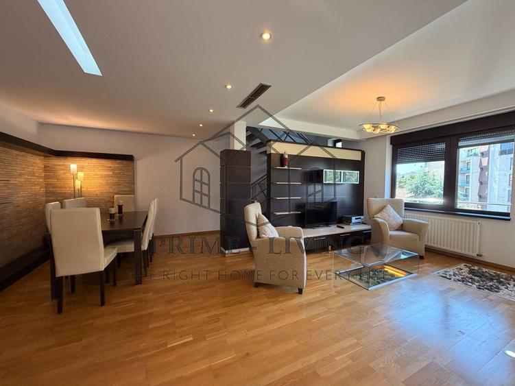 Apartament cu 5 camere, mobilat în Herăstrău