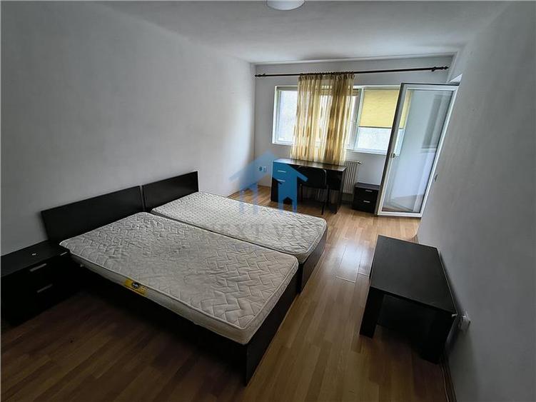 Garsonieră decomandată în Zorilor