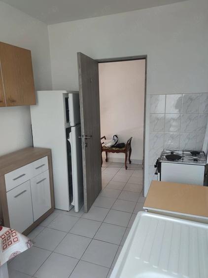 Apartament cu 2 camere decomandat în Corina
