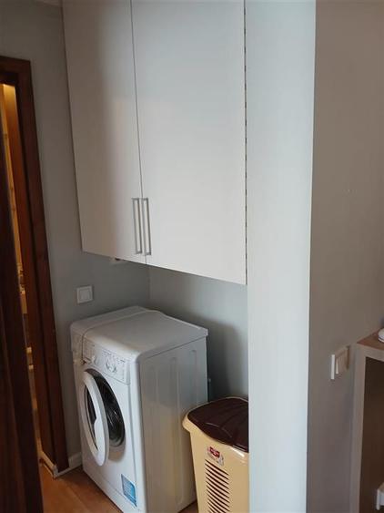 Apartament cu 3 camere decomandat, mobilat în Centru Civic