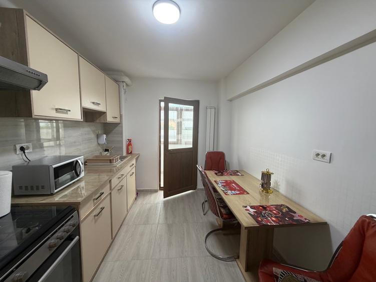 Apartament cu 3 camere în Central
