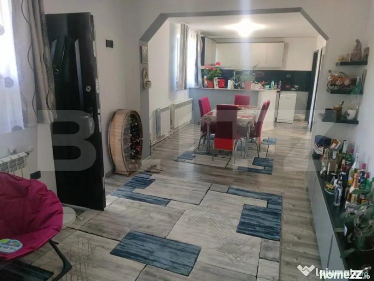 Casă cu 4 camere cu Teren 388 Mp în Siret