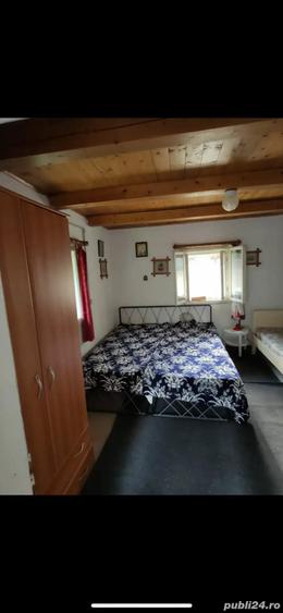 Casă cu 3 camere cu Teren 1951 Mp în Băișoara