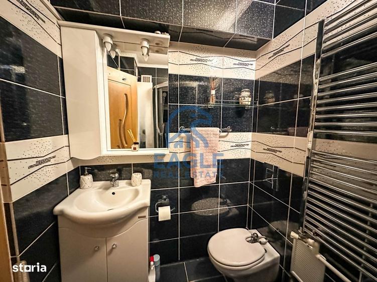 Apartament cu 2 camere decomandat în Far