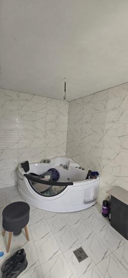 Casă cu 3 camere cu Teren 7273 Mp în Țețchea