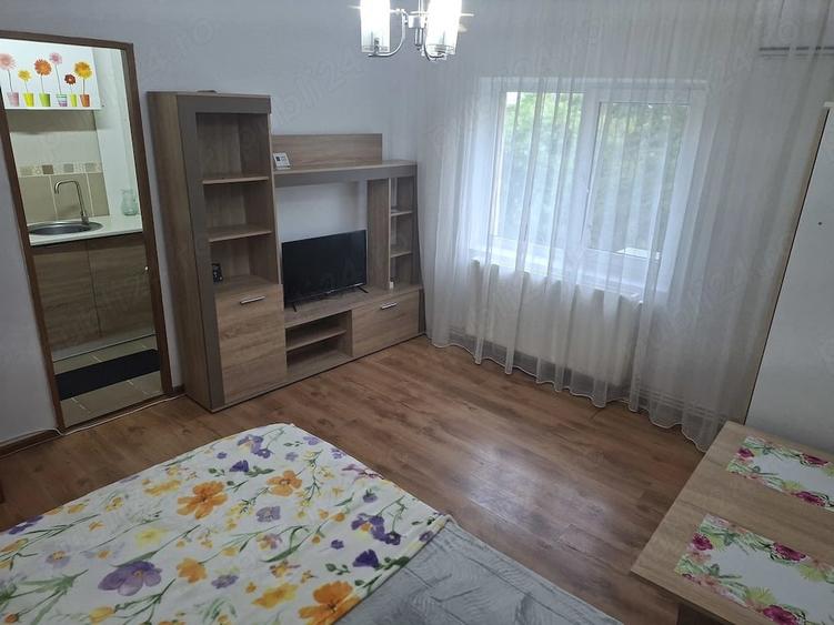 Garsonieră semidecomandată în Contactoare