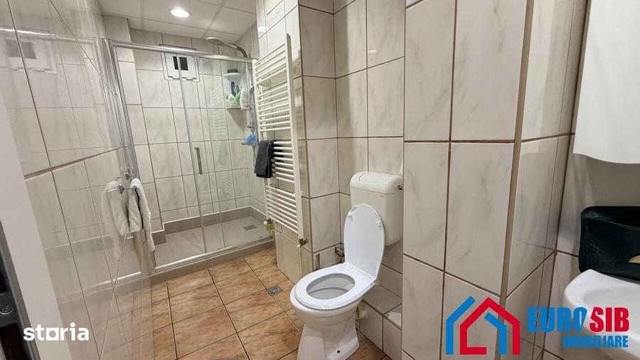 Apartament cu 3 camere decomandat în Ștrand