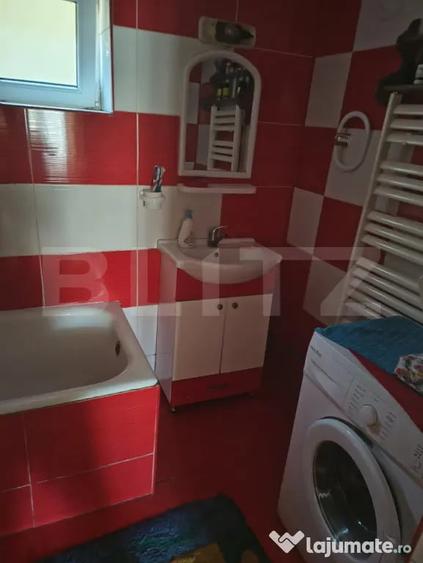 Casă cu 4 camere cu Teren 424 Mp în Central