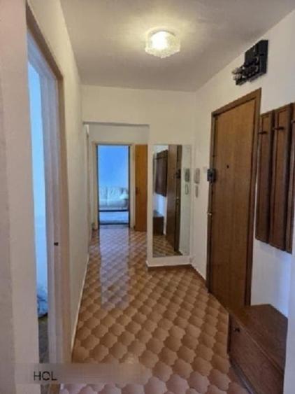 Apartament cu 4 camere decomandat, mobilat în Eroii Revoluției