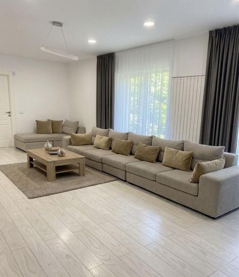 Casă cu 4 camere cu Teren 700 Mp în Exterior Vest