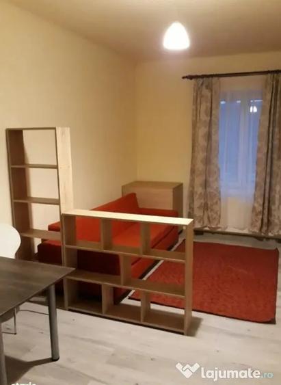 Apartament cu 2 camere decomandat în Semicentral