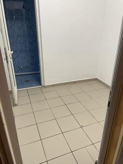 Spațiu comercial, de 120 mp, în Semicentral