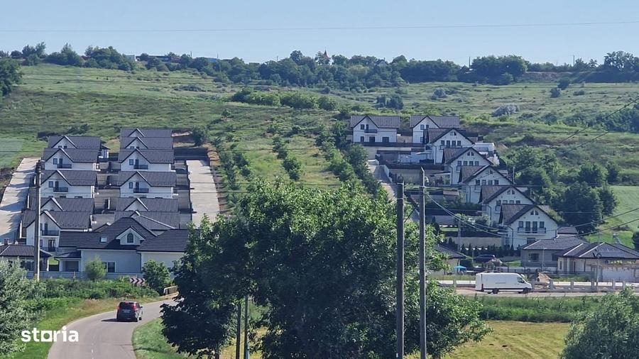 Casă cu 4 camere în Central