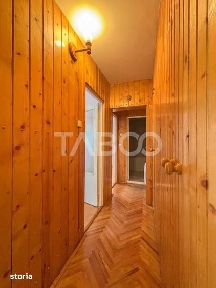 Apartament cu 3 camere semidecomandat în Mănăștur