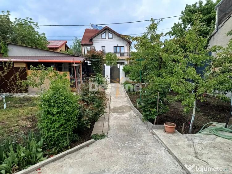 Casă cu 3 camere cu Teren 340 Mp în 16 Februarie
