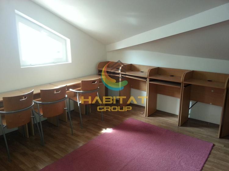 Casă individuală cu 5 camere cu Canalizare în Tineretului