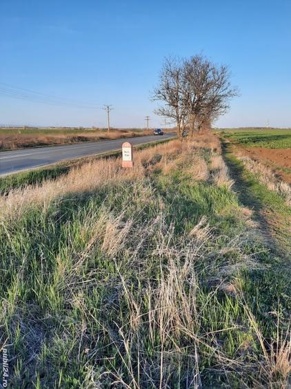 Teren de 3200 mp, în Merei