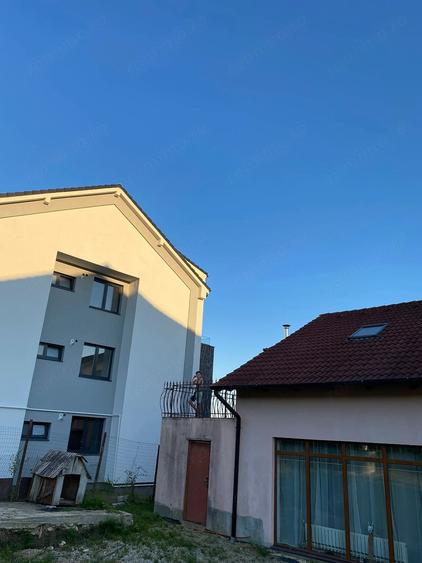 Casă cu Teren 640 Mp în Central