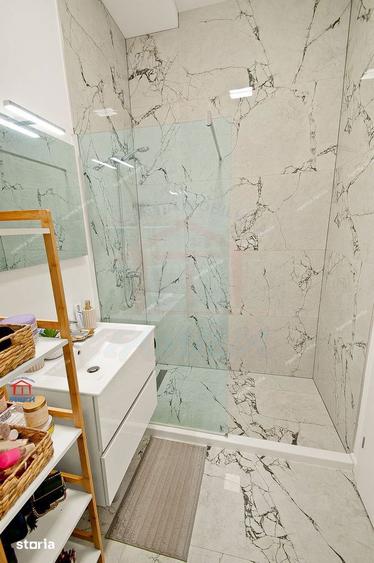 Apartament cu 2 camere decomandat, mobilat în Mazepa 1