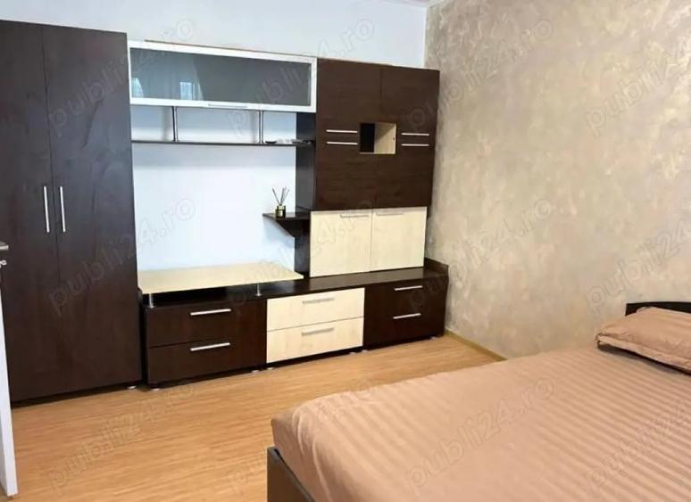 Garsonieră decomandată în Central