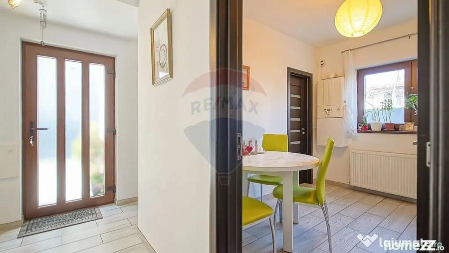 Casă cu 4 camere cu Teren 253 Mp în Bartolomeu