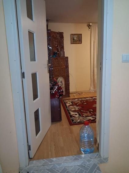 Casă cu 3 camere în Botoșești-Paia