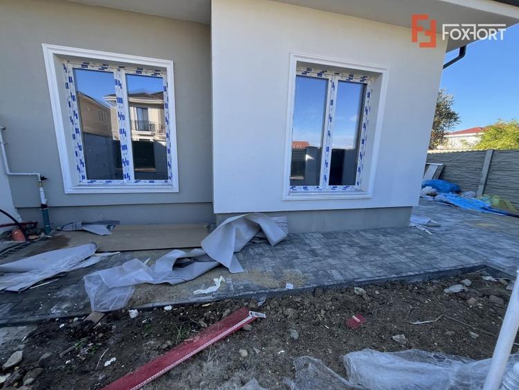 Duplex cu 4 camere cu Canalizare în Moșnița Nouă