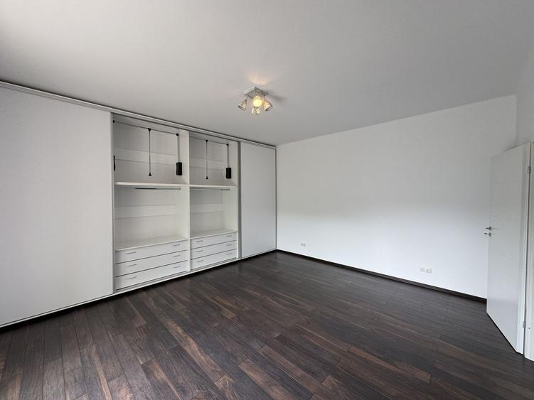 Apartament cu 2 camere decomandat, mobilat în Centrul Istoric