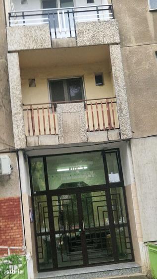 Apartament 2 camere decomandat- de vanzare Zona Rahova- Sector 5 - 17