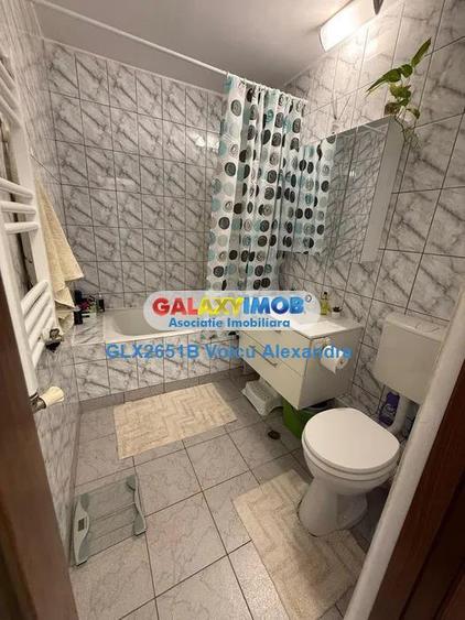 Apartament cu 2 camere semidecomandat, mobilat în Berceni