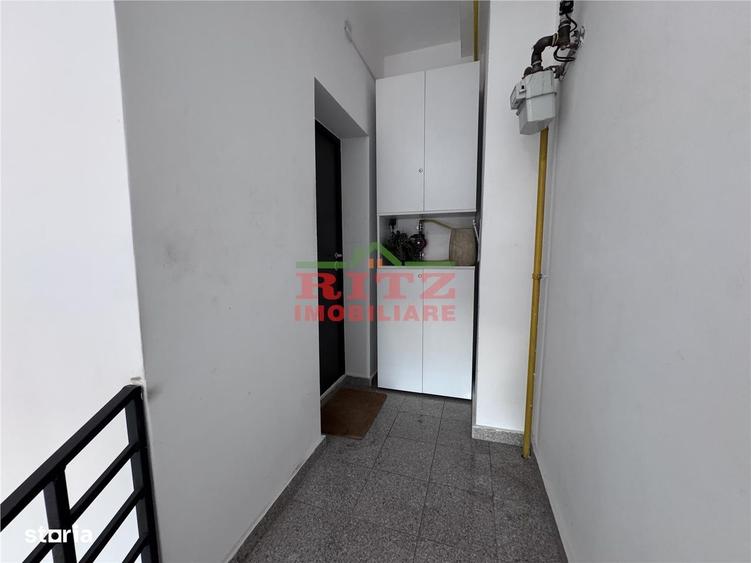 Apartament cu 2 camere decomandat în Central