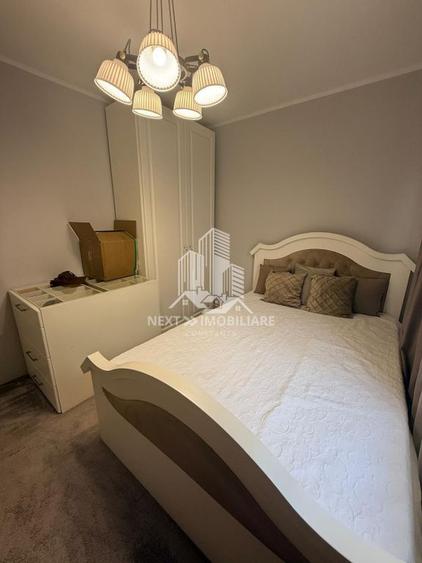 Apartament cu 4 camere decomandat, mobilat în Central