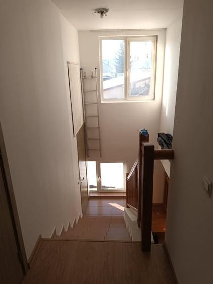 Apartament cu 3 camere în Semicentral